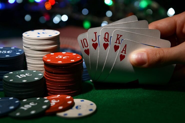 pacinko platform interface showing live-dealer tables, slots, and sportsbook on mobile
